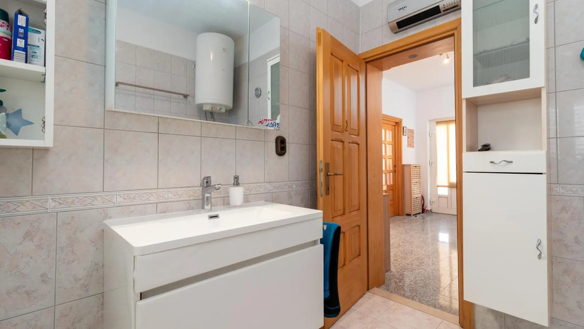 Monte Mare Apartment Seget Donji Croatia