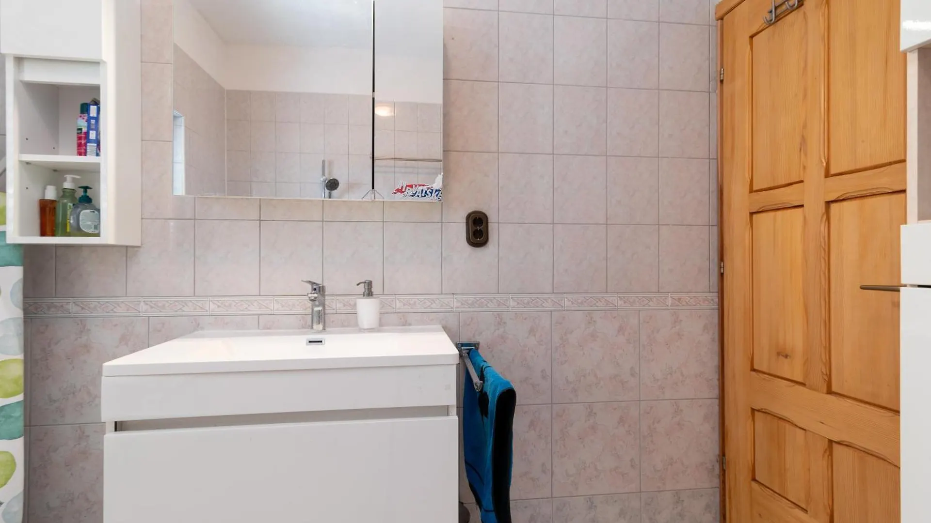 Monte Mare Apartment Seget Donji 0*,  Croatia